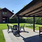 Modernes In Ostfriesland Bis 10 Personen Mit 4 Schlafzimmer Und Garten * Uplengen