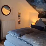 Modernes In Ostfriesland Bis 10 Personen Mit 4 Schlafzimmer Und Garten Uplengen