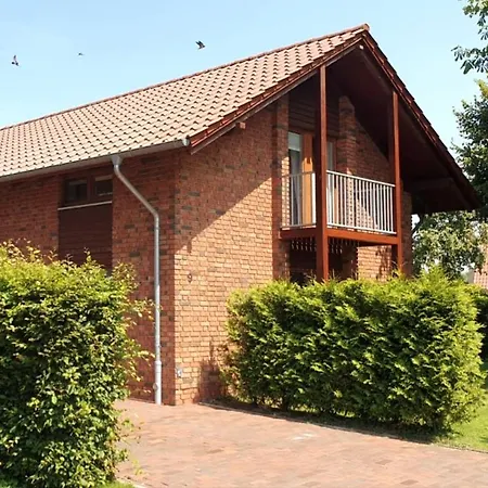 Modernes Ferienhaus In Ostfriesland Bis 10 Personen Mit 4 Schlafzimmer Und Garten Uplengen