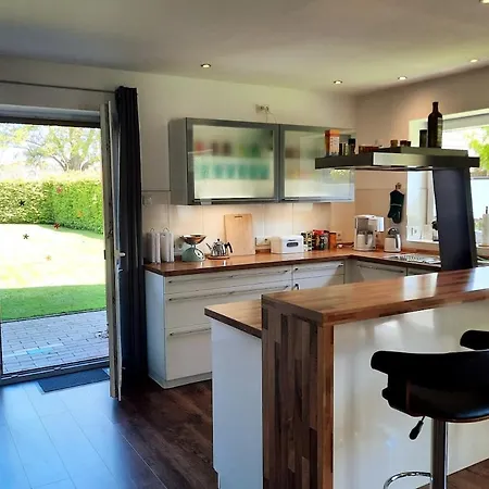 Ferienhaus Modernes In Ostfriesland Bis 10 Personen Mit 4 Schlafzimmer Und Garten *