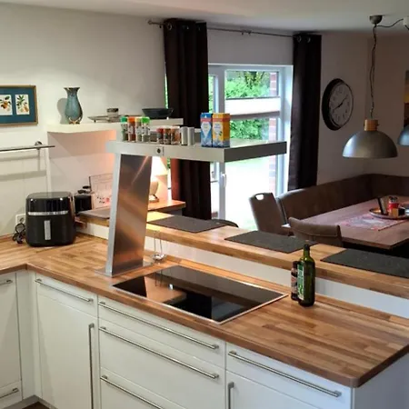 Ferienhaus Modernes In Ostfriesland Bis 10 Personen Mit 4 Schlafzimmer Und Garten *