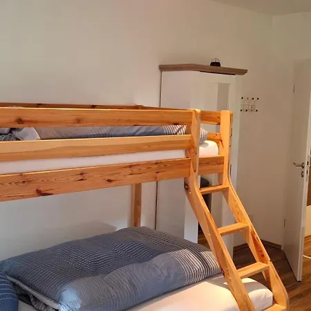 Modernes In Ostfriesland Bis 10 Personen Mit 4 Schlafzimmer Und Garten Uplengen