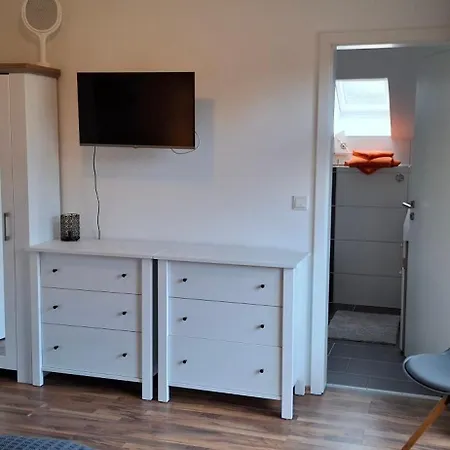 Ferienhaus Modernes In Ostfriesland Bis 10 Personen Mit 4 Schlafzimmer Und Garten *