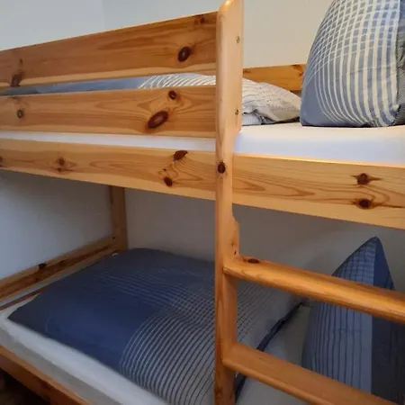 Casa de Férias Modernes Ferienhaus In Ostfriesland Bis 10 Personen Mit 4 Schlafzimmer Und Garten *
