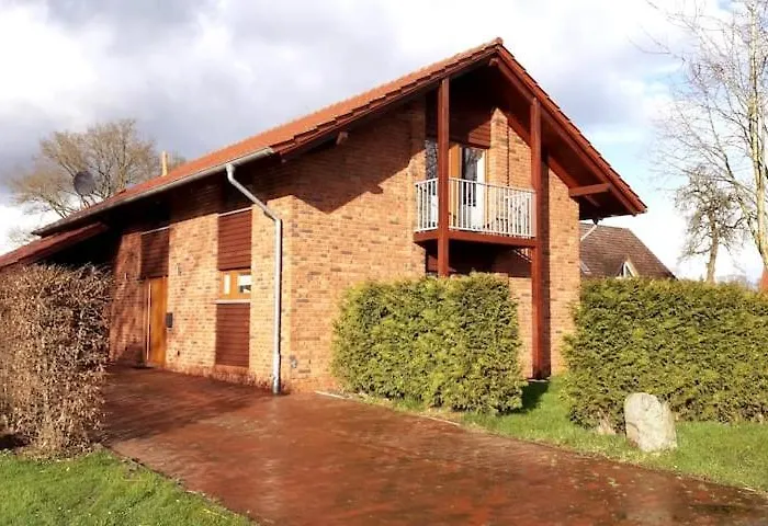 Modernes Ferienhaus In Ostfriesland Bis 10 Personen Mit 4 Schlafzimmer Und Garten *