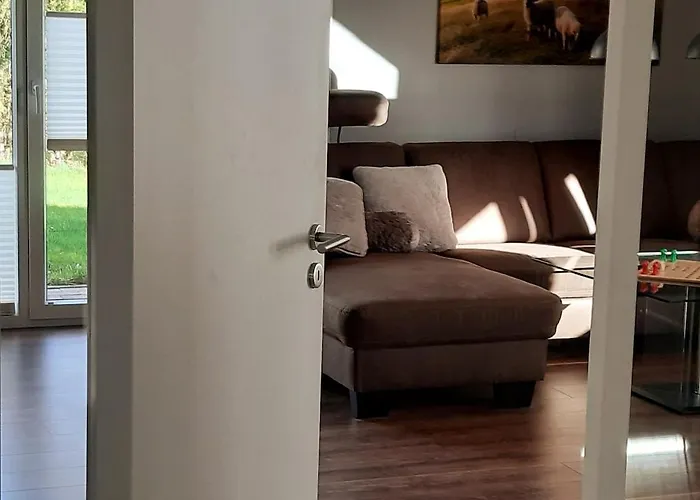 Casa de Férias Modernes Ferienhaus In Ostfriesland Bis 10 Personen Mit 4 Schlafzimmer Und Garten