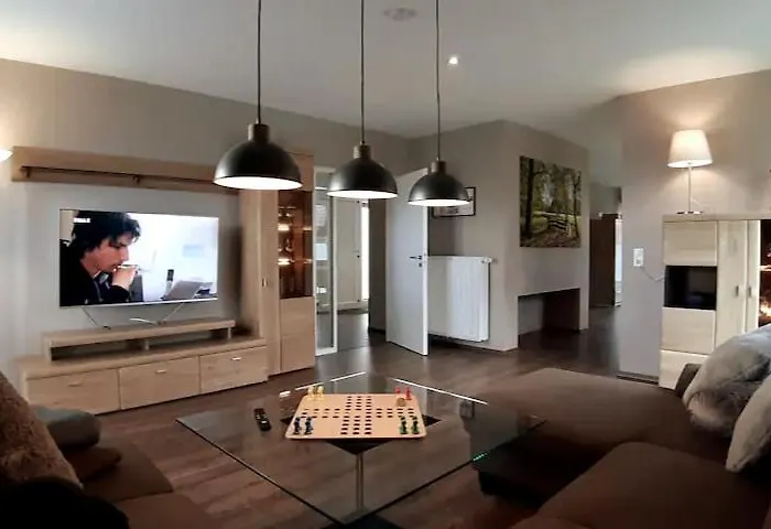 Modernes Ferienhaus In Ostfriesland Bis 10 Personen Mit 4 Schlafzimmer Und Garten Casa de Férias Uplengen
