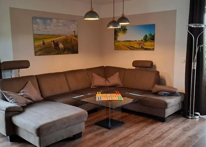 Casa de Férias Modernes Ferienhaus In Ostfriesland Bis 10 Personen Mit 4 Schlafzimmer Und Garten *
