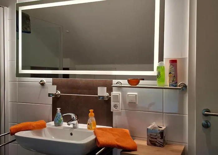 Modernes Ferienhaus In Ostfriesland Bis 10 Personen Mit 4 Schlafzimmer Und Garten * Uplengen