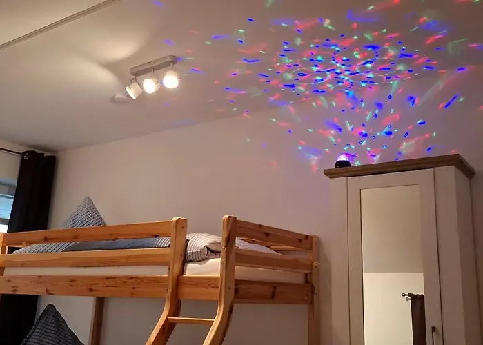 Modernes Ferienhaus In Ostfriesland Bis 10 Personen Mit 4 Schlafzimmer Und Garten *